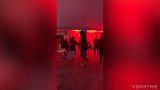 渣叔夺冠庆典上的广场舞！这身段+大长腿 让人喷饭