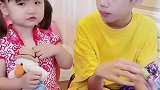 不是我不想写作业，是老师让我多玩一天的