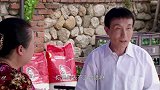 女人当官：儿子跳水勇救老丈人，胖婶还得送礼看混混亲家公，真气