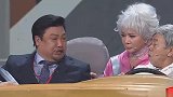 贾冰演小品太给力，搭档潘长江疯狂抖包袱，让人百看不厌