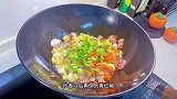 这是我的拿手菜“青椒春笋炒腊肉”！做法简单，好吃又下饭
