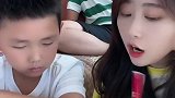 家人们!以后干啥背着点孩子吧!他真是啥都说啊