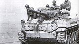 二战一款敞篷式坦克歼击车，防护性差饱受诟病，但跑的是真快