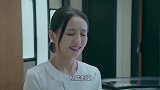 佟丽娅喂群演大叔吃饺子，接下来的一个动作却意外暴露真实素养