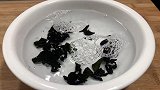 一道简单的海带排骨汤，立春后要多喝它，增强体质，提高免疫力。