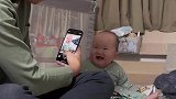 你拍够了没有，职业假笑很累的