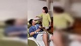 爆笑合集：结婚了还叫我美女害得我紧张泼了！