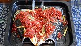 剁椒鱼头还可以这样做，口感鲜辣入味，鲜红的外观让人食欲大增