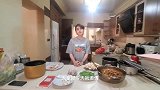 老外：周末邀请伊朗女孩帕丽雅来我家，我们一起做中式烧烤！