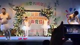 有只“天鹅”感觉快要生了