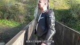 世界上最“无奈”的桥施工时工人把图纸拿反，却意外走红网络
