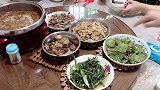 湖北婆婆清明节又做了几个大菜，广东媳妇赶紧拿出新手机拍拍拍！