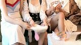 是手机中毒吗，这笑容太魔性了