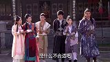 小姑娘化身威猛女汉子，一掌将老大叔打出数米远，镖局大伙吓傻！
