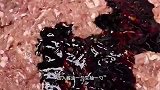 猪肉韭菜饺子馅，口感鲜嫩多汁，真是太香太好吃了，赶紧做起来吧