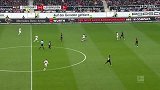 第45分钟斯图加特球员迪达维射门