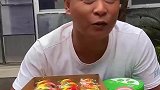 七彩童年：爸爸看吃的