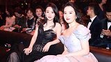 微博之夜神仙同框，肖战热巴肖战表情同步，流量小花顶级同台