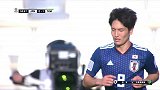 堂安律再次尝试传中 原口元气奋力头球攻门无果