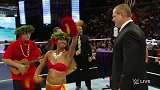 WWE-15年-RAW第1151期：罗林斯贿赂走狗势力 赠送秒表豪车-花絮