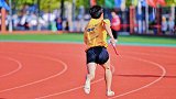 重庆南开中学一女生参加校运会身亡：接力赛跑突然倒地不起