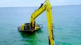 挖掘机在海中是怎样工作的