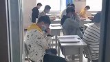 玩的挺嗨啊，下课来我办公室，我让你好好摇！