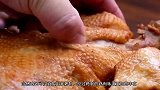 黑人小哥吃烤鸡！大块的肉往嘴里硬塞，这吃相厉害了