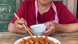 现在混口饭吃，不容易农村搞笑段子