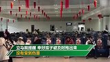 亲生的！爸爸误把儿子当行李放安检仪：着急赶车