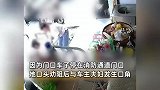 店主劝车主别停消防通道，反被车主夫妇合力殴打，店主老公：已行拘，不和解