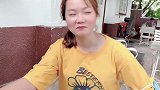 越南芒果妹来了，还带个男的，说过得不好，想和我合伙做点小生意