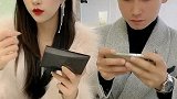 女朋友让你别动的时候，千万不要动，不然后果可能很严重