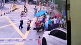 广东深圳：孕妇街头突然分娩，街坊合力搭建“产房”