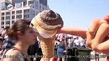 一天能卖1000多个的“火烤冰淇淋”为何如此受女生青睐