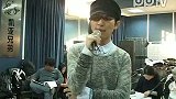 娱乐播报-20111219-独家：羽泉演唱会票难求.白百合微博“求票”看老公