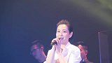 刘若英演唱《后来》，她自己还没有开口，观众就开始先唱了