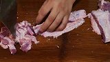 教你西红柿炖牛腩好吃的做法，牛肉鲜嫩，汤汁酸甜又开胃！