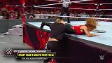 WWE-18年-2018极限规则大赛：罗西不负暴脾气之名 出手狠揍米琪-精华
