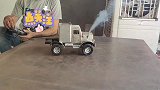 第一次见这么精致的遥控卡车，冒烟是什么原理？操控灵活