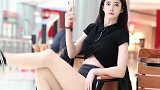 是不是每个美女自拍都这么大架势？