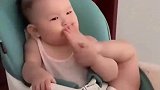 宝宝的吃饭坐姿，瑜伽界的明日之星