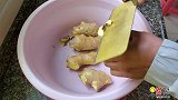生姜别总是做配料，大厨教你做成美食，香甜可口，比大鱼大肉解馋