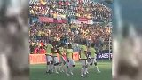 西甲-1617赛季-球迷视角见证J罗一锤定音 哥伦比亚看台瞬间陷入狂欢-专题