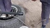 轮胎脱圈无法充气，大哥通过火疗秒恢复，这是什么原理？