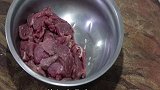 牛肉怎么做才好吃大厨教你做小炒牛肉，详细讲解牛肉嫩滑小技巧