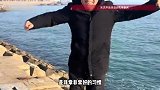 “要大声表达爱！”00后女儿给60岁爸爸拍照，老爸全程热情回应情绪价值拉满