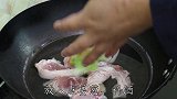 肘子不要只会红烧了，川菜师傅教你特色做法，鲜香软烂汤都能喝完