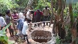 枯井发出怪声，村民们纷纷闻讯而来，原来是这只大家伙在搞鬼！