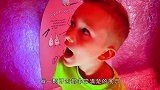 超神奇！萌娃怎么掉进了鱼缸里，看看妈妈如何解救